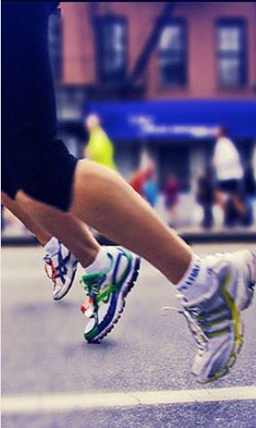 Garnaff's tweet photo. Hoy tenemos entrenamiento con los amigos #FrontRunnersCDMX @FrontRunnersMX #RunningFromSomething https://t.co/v8sfCsVRwl