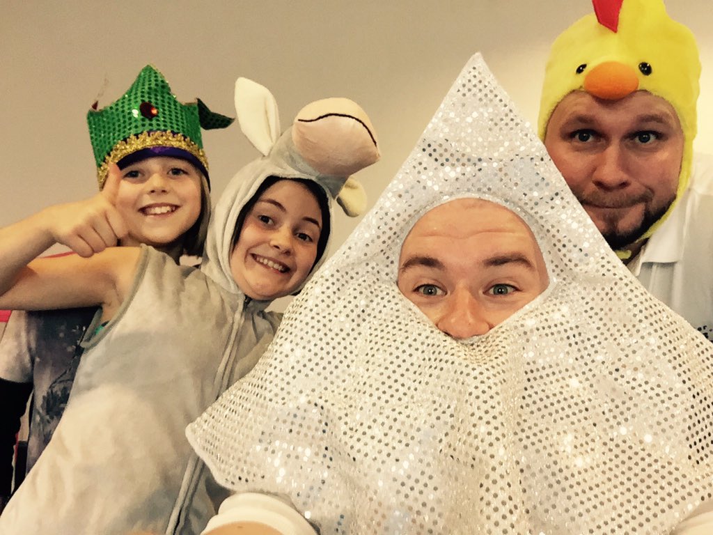 Studio53two's tweet photo. Great fun @LoveWithyBaths with #MAPKids today! Losing Zip-Zap-Boing has never been more fun! #DressingUpForfeits https://t.co/XhZm9h0CMw