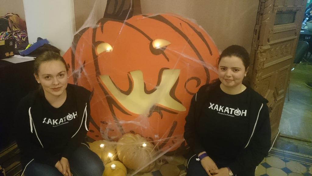 frezygrantt's tweet photo. @Rita_Shadrina волонтеры #vkhackathon передают привет! https://t.co/3O2N1VKDXA