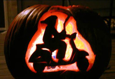 Halloween Vespa.

#itvespa #vespa #halloween