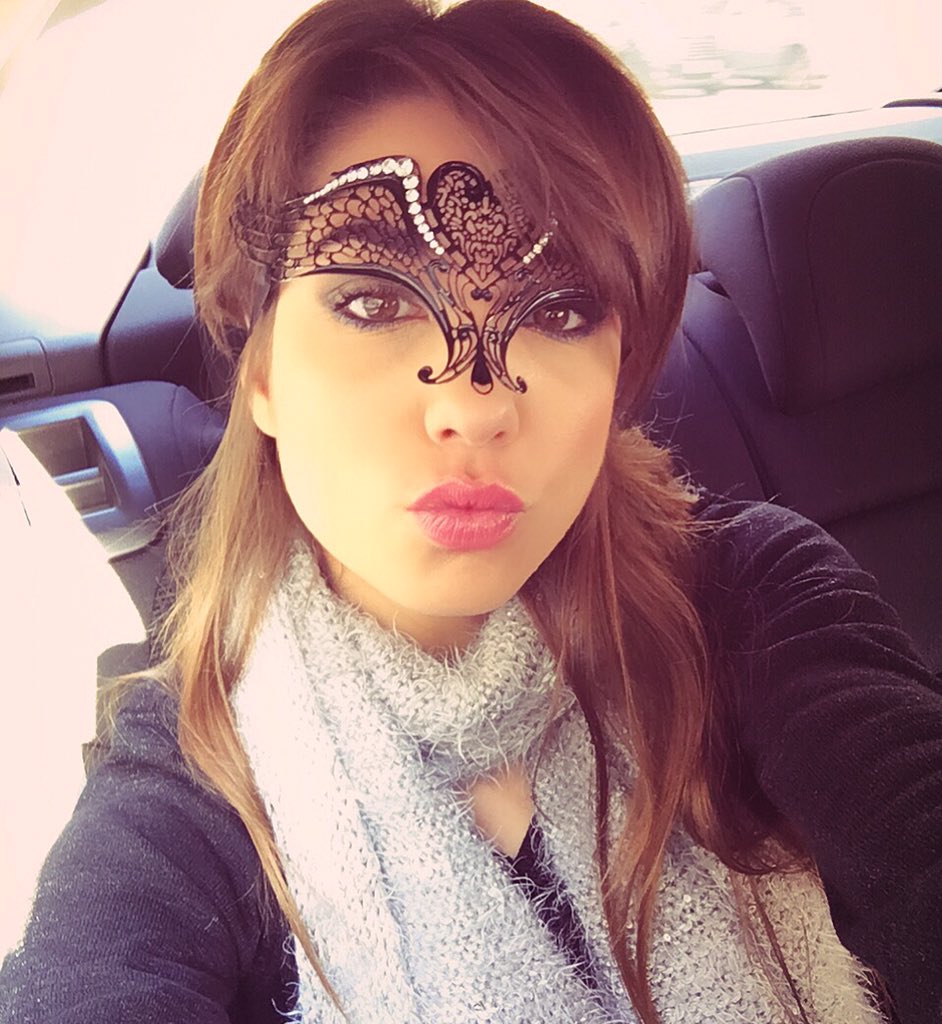 OriskaOfficiel's tweet photo. Direction HALLOWEEN PARTY Domaine ds Lys à Ancenis #OriskaMixeLive 👻 suivez ma journée sur SnapChat ! 👉🏻"djoriska " https://t.co/xz4nbZsq2X