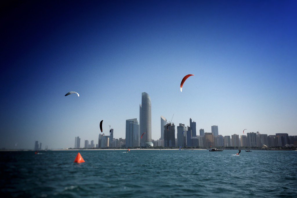 Kite surfing #isafabudhabi <a href="/ISAFupdates/">ISAF Updates</a>