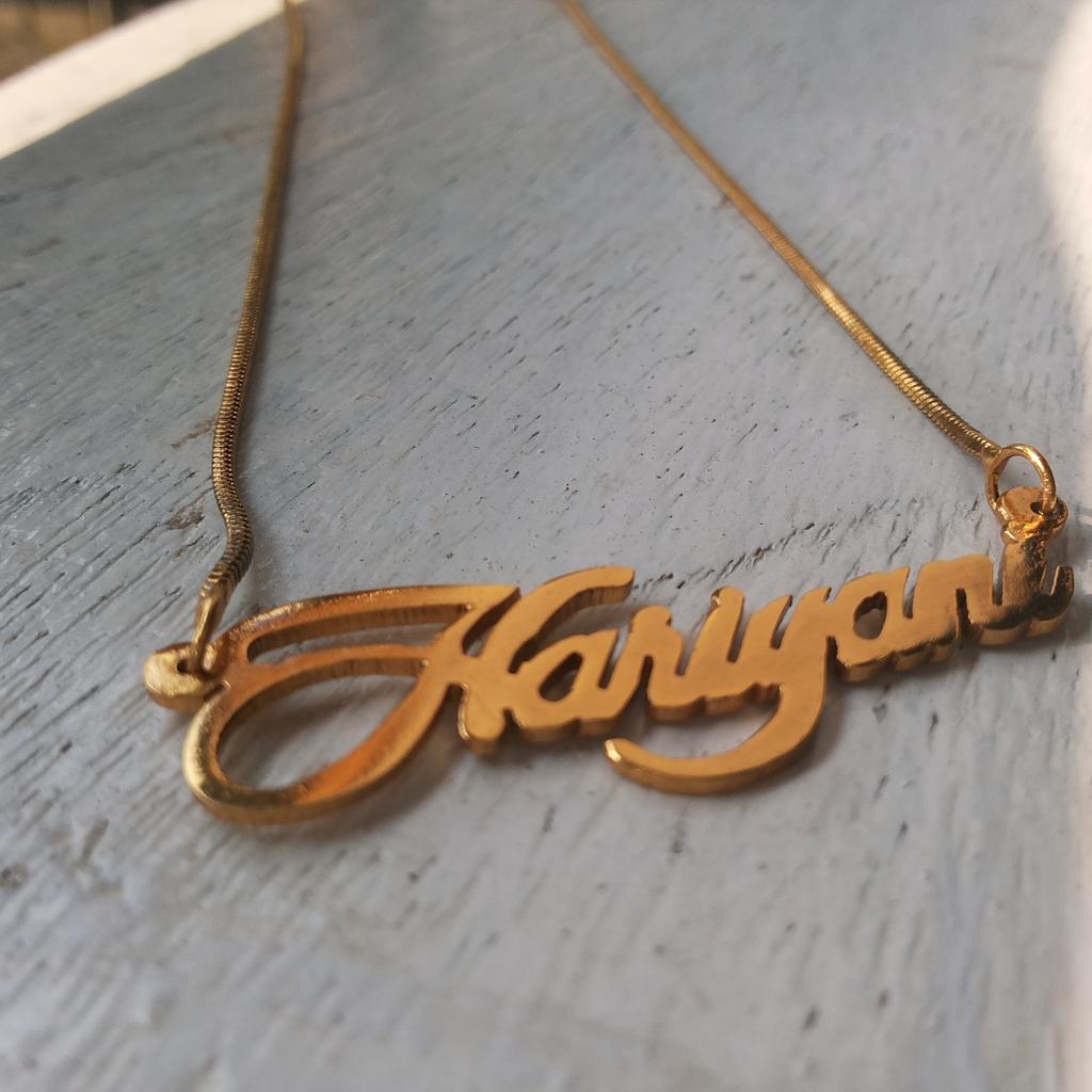 Liontin nama+kalung kuning cuma 150rb,order sms/WA 082133033999 line kurniamonel,cek
facebook.com/pages/Pusat-Mo…