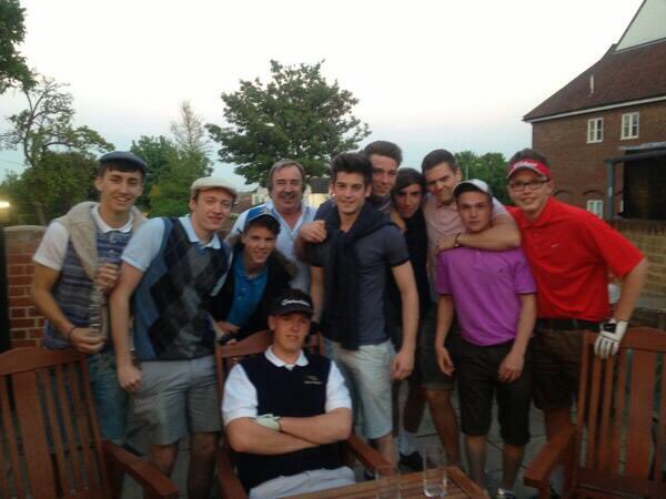 HarryRanger's tweet photo. Need to do this again! #pubgolf https://t.co/DrFrg50Qcu