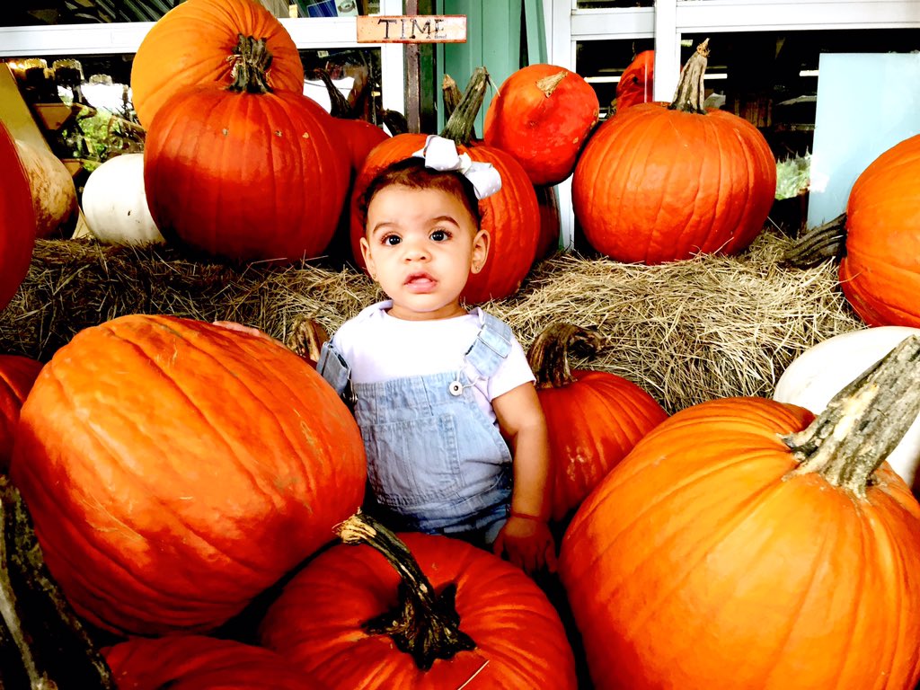 Hazel Marie tweet media