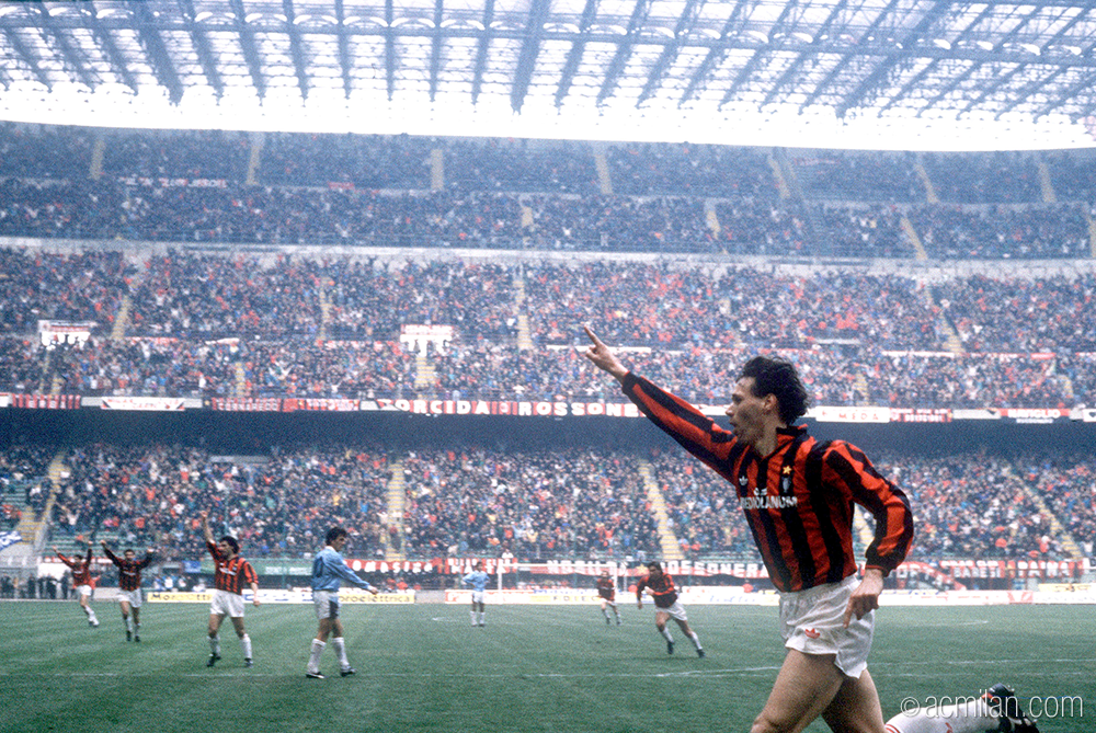 51 years ago the Swan of Utrecht was born. Happy birthday Marco Van Basten and thanks for everything! 