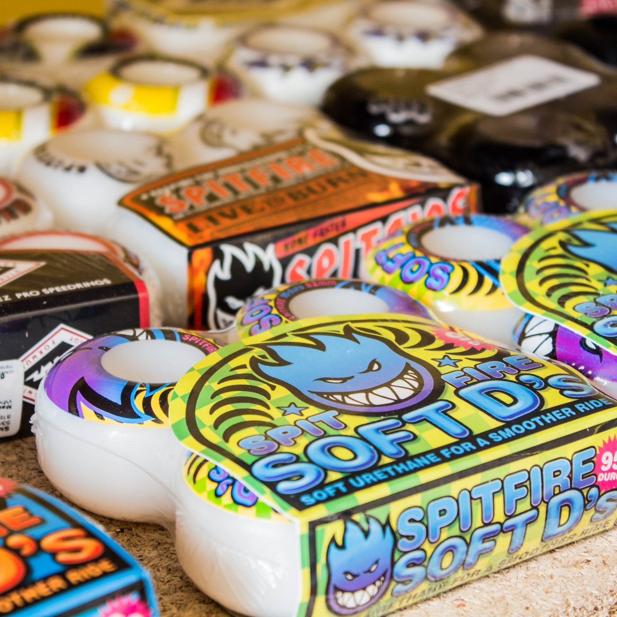 ukskate's tweet photo. Skateboard wheels from spitfire are forever popular #ukskate https://t.co/KS1jmrSPDa https://t.co/8FFzJxfXir