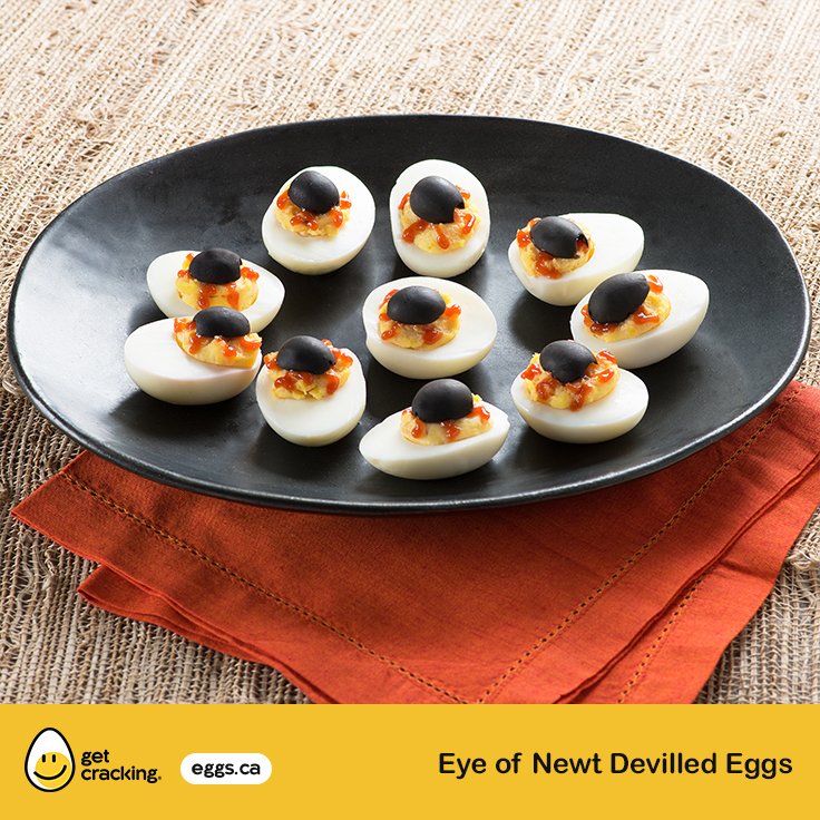 eggsoeufs's tweet photo. These Eye of Newt Devilled Eggs are the perfect appetizer for your Halloween festivities: https://t.co/u0zn74AbFp https://t.co/cdoK2MSsfJ