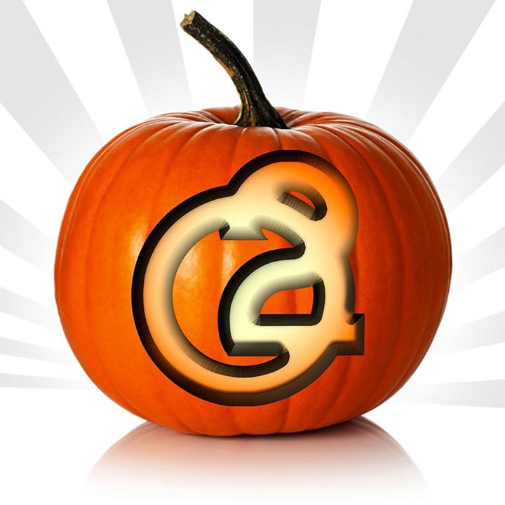 OldSecondBank's tweet photo. Trick or treat? Weβll take treat every time. Happy Halloween! #halloween #happyhalloween #trickortreat #o2connection https://t.co/LtKGCI3u3M