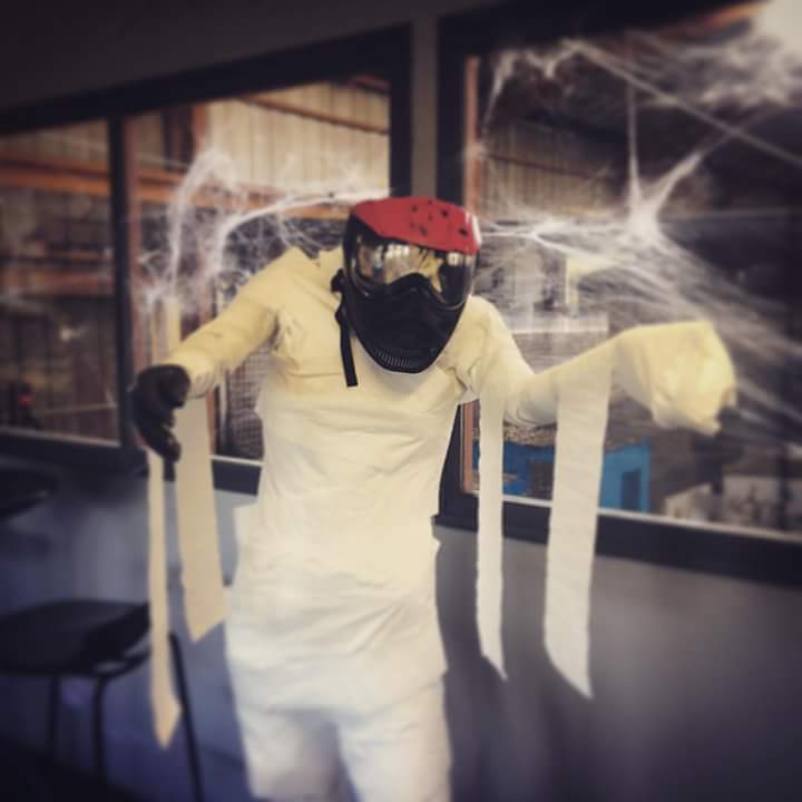 ShockerZone49's tweet photo. Halloween day
#ShockerZone #Angers #halloween2015 https://t.co/losM53Fptq