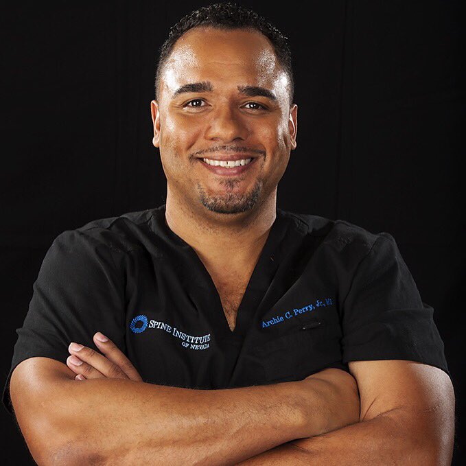 Dr_APjr's tweet photo. Neck problem? Back problem? I can help. 702-239-3787 https://t.co/HCrSv1iCF3 #drperry https://t.co/HKvgB9RjCR