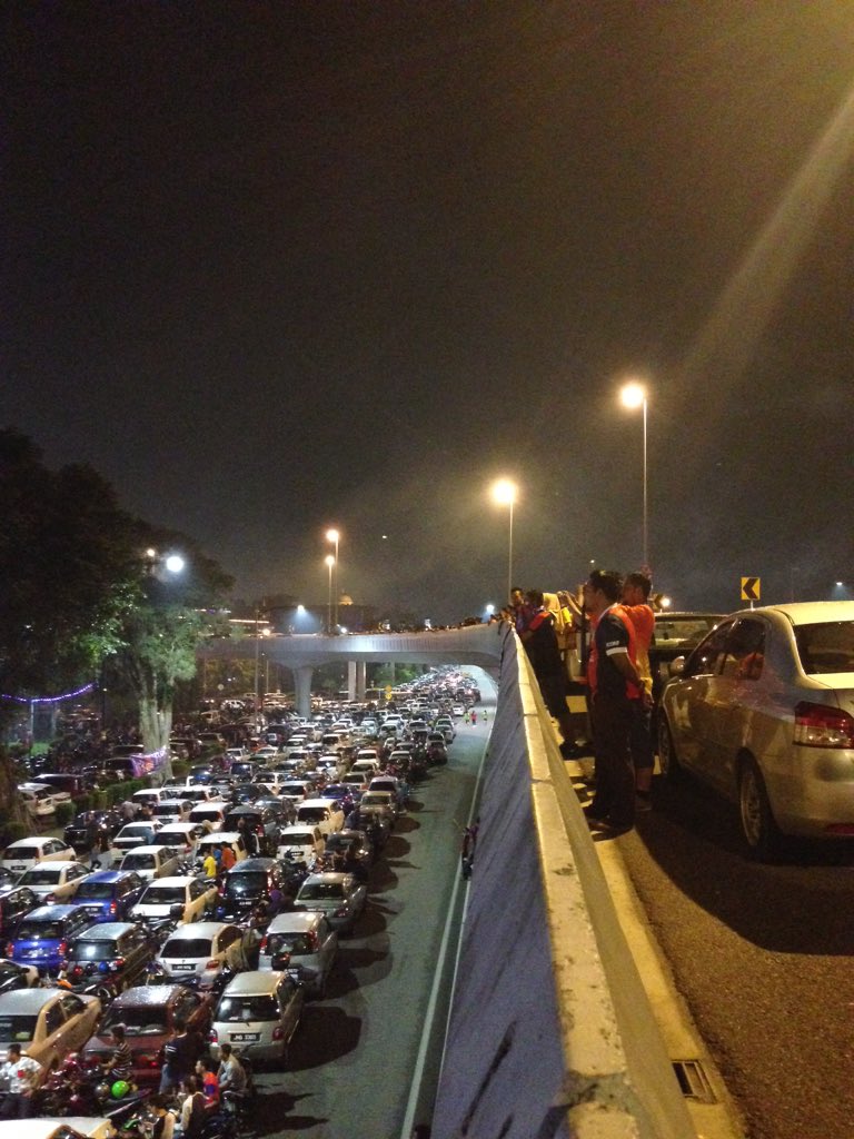 KaiYega's tweet photo. Tak , sekarang ni ceritanya JDT menang. Power bangsa Johor ni. Ramai teroxxx https://t.co/FmQnQqzr54