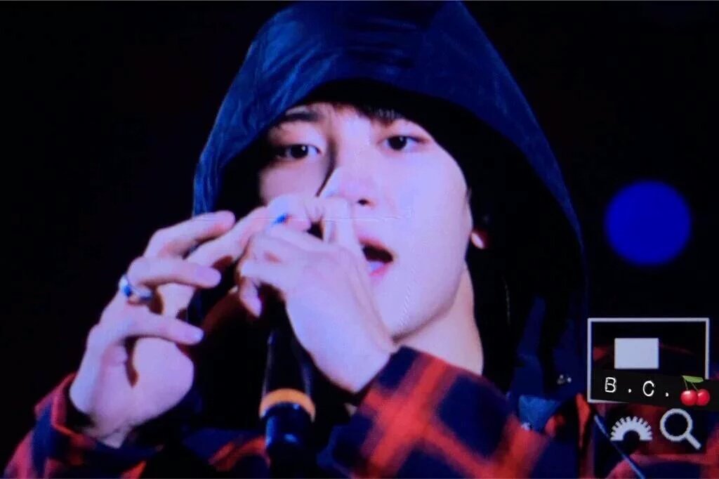 EXOWORLDINA's tweet photo. [PREVIEW] 151031 #EXOLUXIONINFUKUOKA DAY 1 - CHANYEOL  ©bunblycherry, grinnin'boy, hellopuppy https://t.co/bJNbXyBbrV