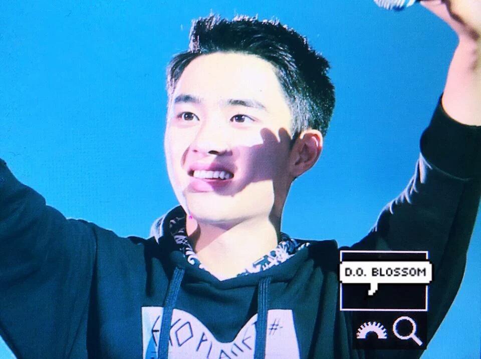 EXOWORLDINA's tweet photo. [PREVIEW] 151031 #EXOLUXIONINFUKUOKA DAY 1 - D.O  ©like a star, d.o blossom https://t.co/Z62kUC6H3C