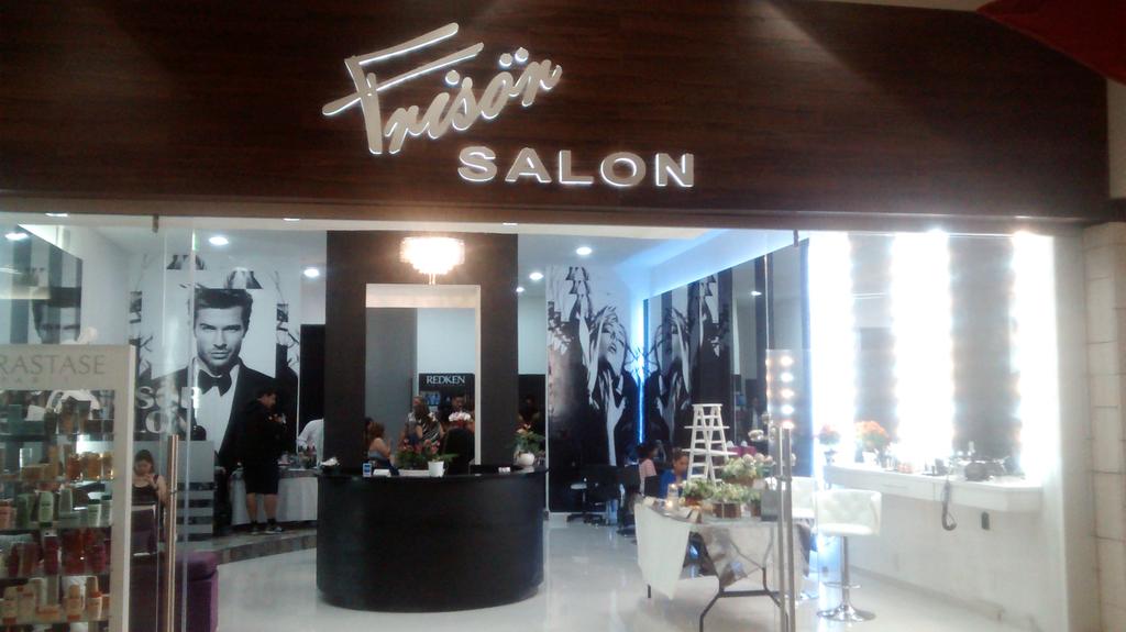 abzface6's tweet photo. Grandes profesionales en el esplendor d la belleza en cada persona. Frisor Salón lo mejor en Morelos @bugambiliapc https://t.co/FG1Oaw1sVs