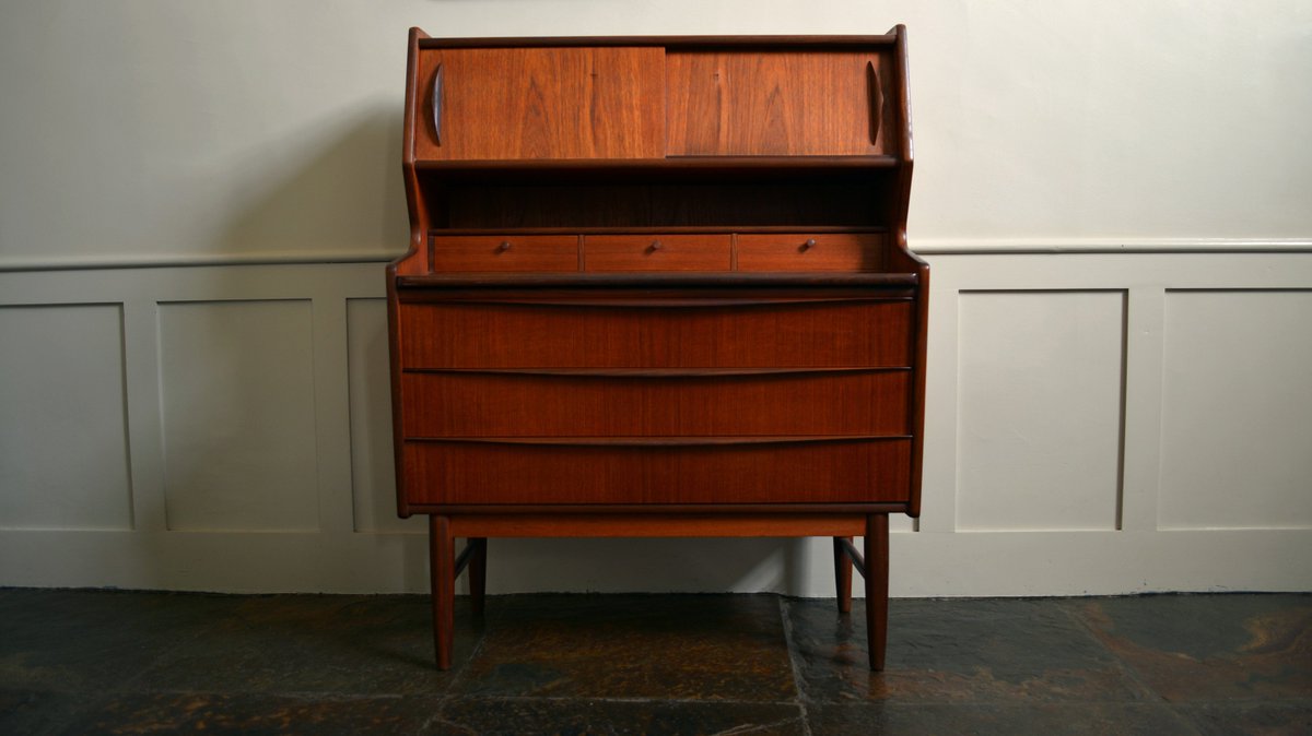 Restored and on the website! etsy.com/shop/BandNRest… #midcentury #danish #danishdesign #furniture #desk #trendy