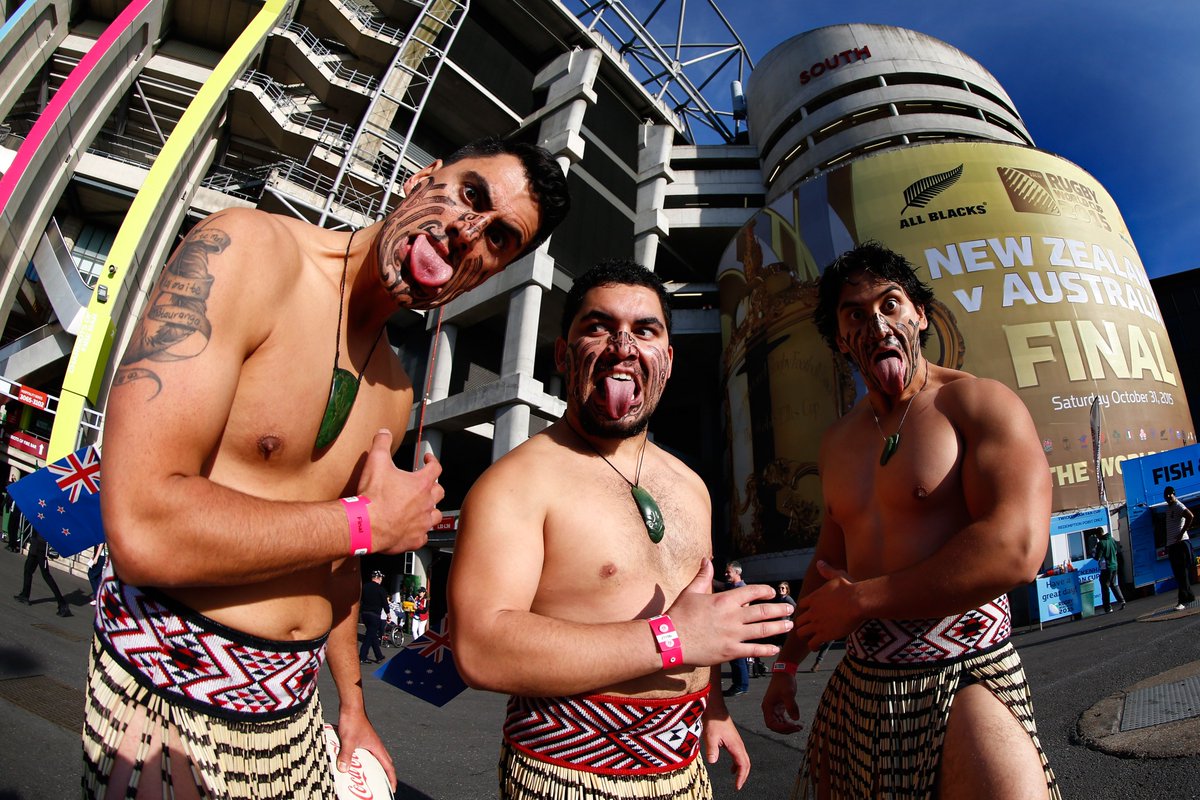 rugbyworldcup's tweet photo. A HOME FROM HOME #NZL and #AUS fans are descending on Twickenham in their thousands #RWCFinal https://t.co/2jQl5ae13P