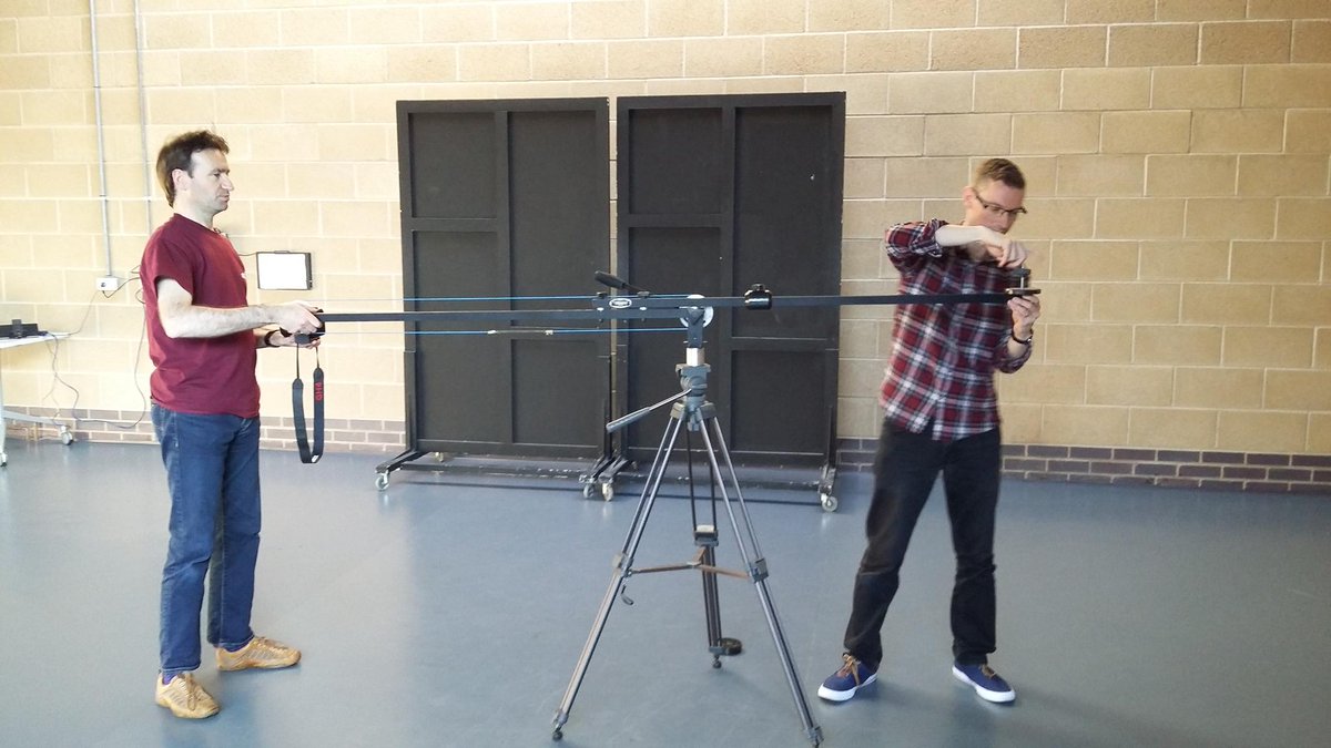 TheRightAnngle's tweet photo. The techies have arrived #neilhuntfilm @neilhuntfilm https://t.co/YpM8NIpdV8
