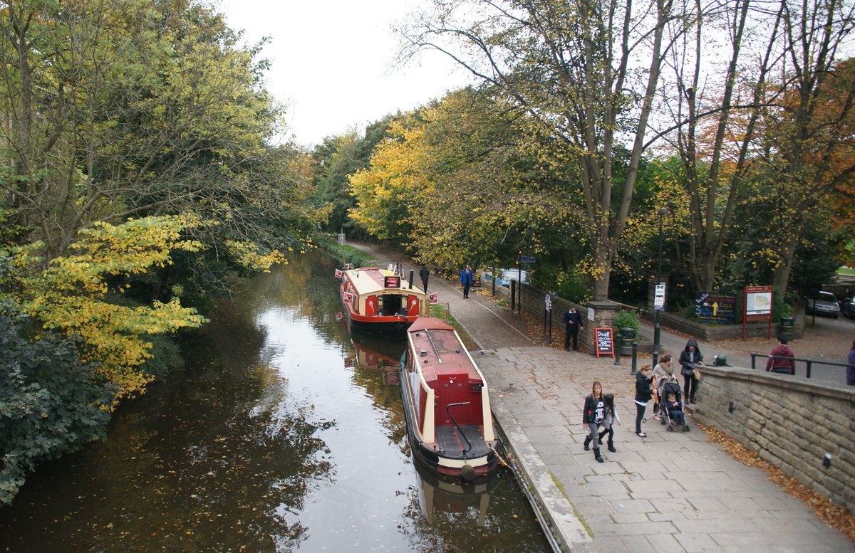 TimmRanson's tweet photo. @ProtectTheCanal #Canals #LeedsandLiverpoolCanal #Saltaire #LlangollenCanal #PontycysyllteAquaduct #Llangollen https://t.co/2Lsyv6pX2z