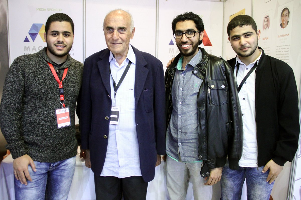 MgcLens's tweet photo. رجل الأعمال الفلسطيني #منيب_المصري في ضيافة #ماجيك_لنس في جناحها الخاص في #TEDxShujaiya  في #غزة قبل أيام.
#TEDx https://t.co/voAVug2XCw