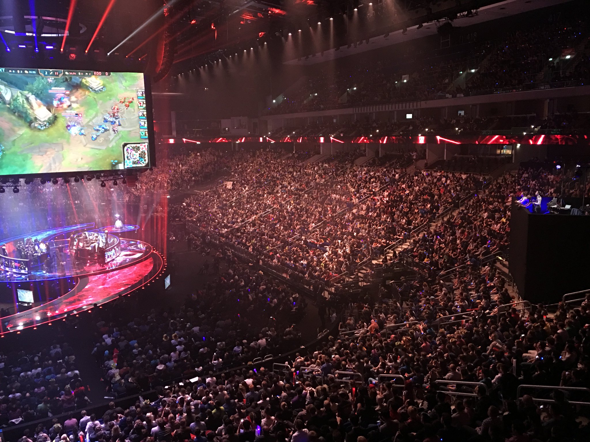 CSpzzvXU8AA79K6.jpg:large