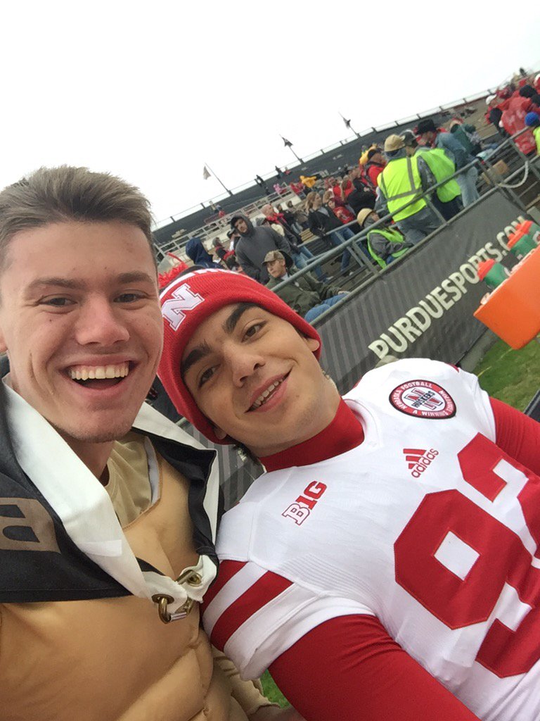 bradj0518's tweet photo. @bradj0518: @curbach47 thanks for being a bro🏈😎 #PurdueLovesYou https://t.co/YfsyQTtGPn