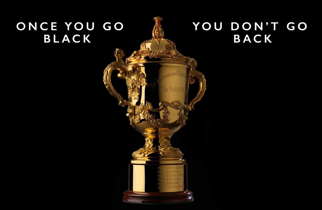 CDittmerA2's tweet photo. ,@BBCSport Webb Ellis Cup be like https://t.co/tR2jFBrOYO