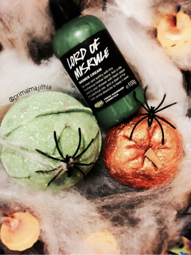 PrimalMajithia's tweet image. Nothing better than a little #Lush #Haul on #Halloween! primandpropaofficial.blogspot.co.uk/2015/10/the-lu… #Blogger #BBlogger #MaleBlogger