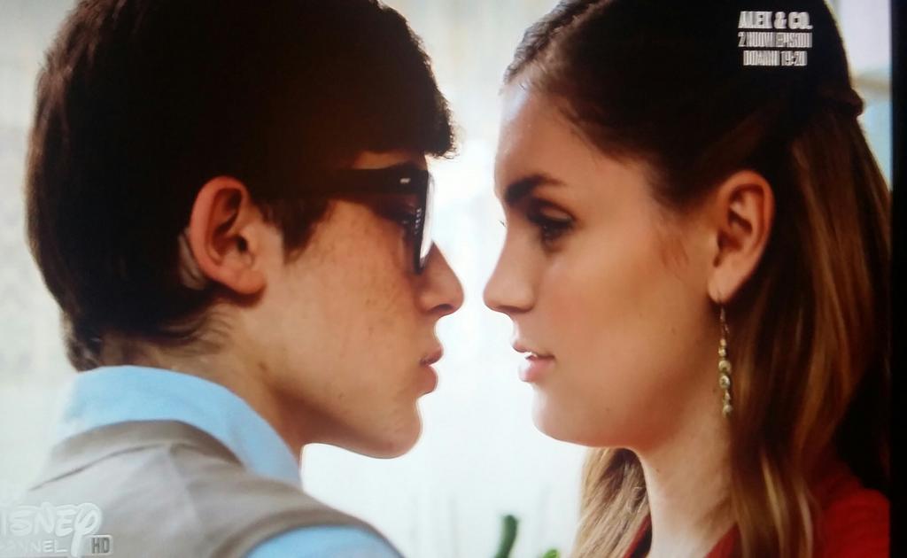 _AlexECoItalia_'s tweet image. Primo bacio di Sam &amp;amp; Rebecca... ❤😍 #Rebecca #Sam #Samecca #AlexECo2