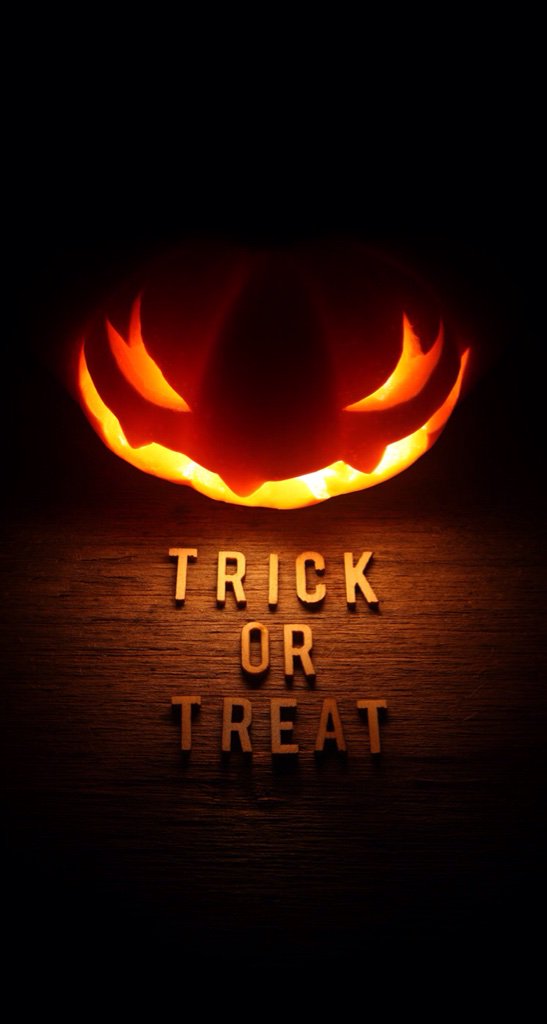 Wall_Papers_HD's tweet photo. A #scary #Halloween #wallpaper https://t.co/yzhohJy8I9