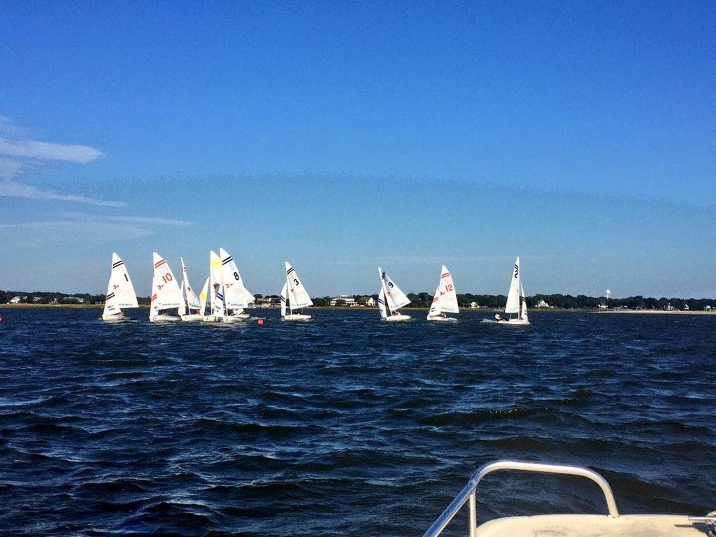 CofCSailing's tweet image. USF in the lead at the bottom gate race 10B!