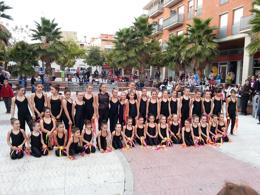 twirlingsfg's tweet photo. Aquesta tarda @twirlingsfg a #santfeliudeguixols https://t.co/xtkidKiXs0