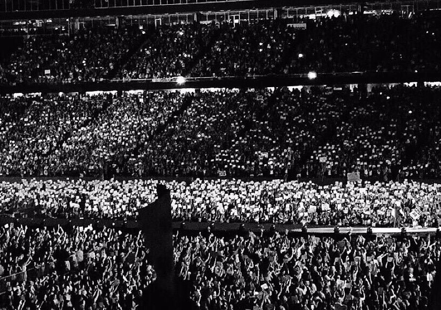 OTRA__Gillette's tweet photo. #RembemberOTRATour how amazing #OTRABoston was https://t.co/6XClyWFUFM