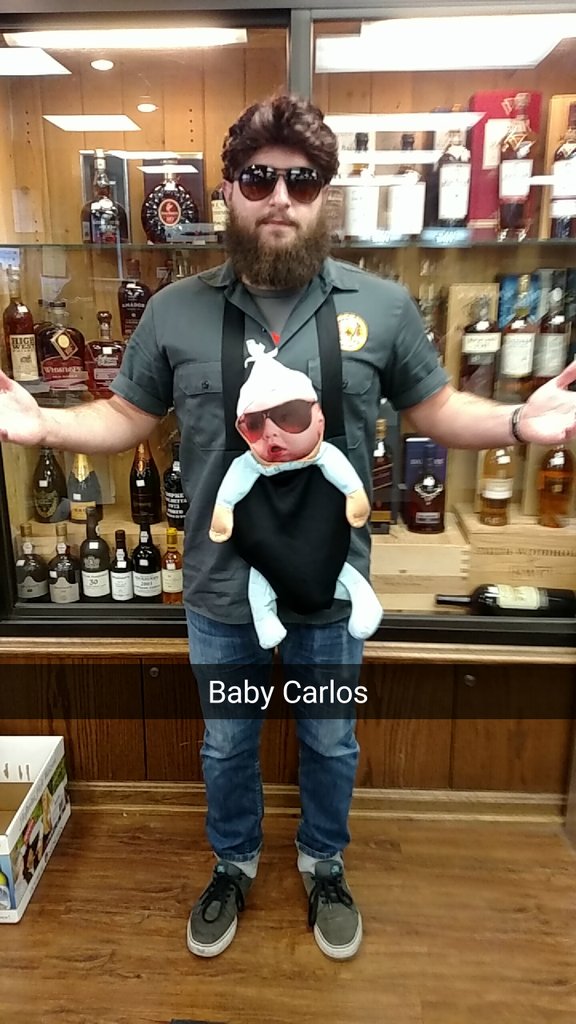 Giving <a href="/BostonBrewTours/">BostonBrewTours</a> w Baby Carlos today! <a href="/SamuelAdamsBeer/">Samuel Adams Beer</a>  #halloween2015 #thehangover #hairofthedog #drinklocal