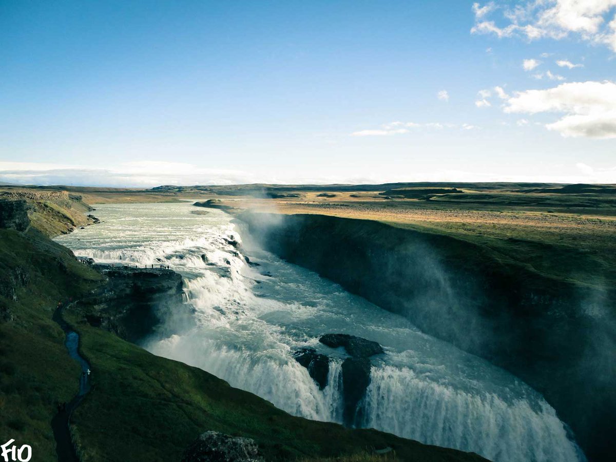 FIOmusik's tweet photo. #iceland #waterfall #landscape #nordisklandstil #smukke #blåhimlen #nordisksang #fiomusik #inspiration #musik https://t.co/oyvcHUb6l2