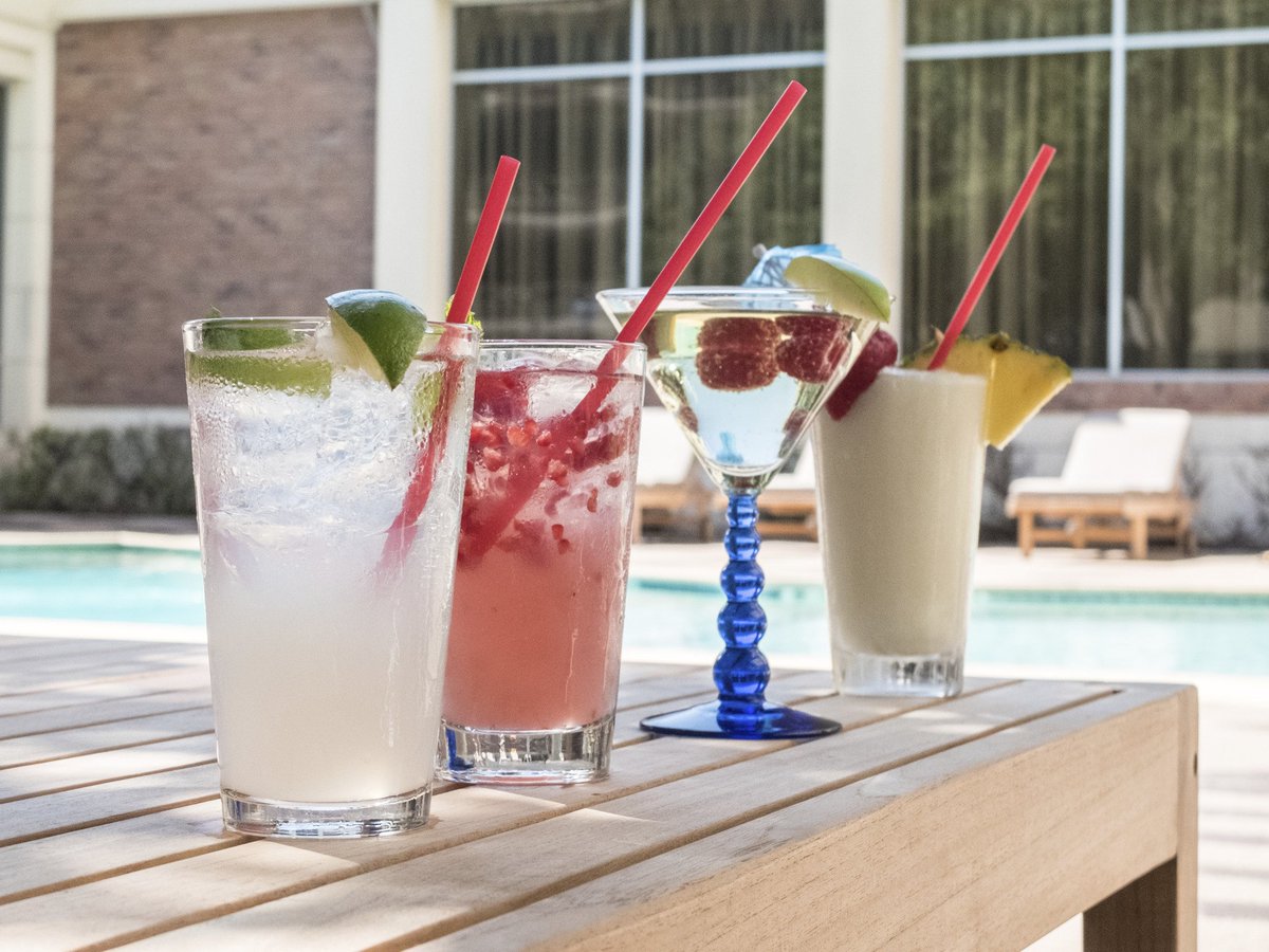 AnchorDesignDst's tweet image. Skip the candy and treat yourself to a cocktail  by our pool this afternoon. #AnchorDesignDst