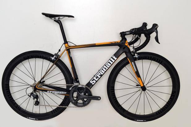 StephStradalli's tweet photo. Of Course We Would Have a Halloween Bike! Stradalli RS Orange Full Carbon Road Bike. https://t.co/3qyIxzUcJg https://t.co/E0JwjLXh2X