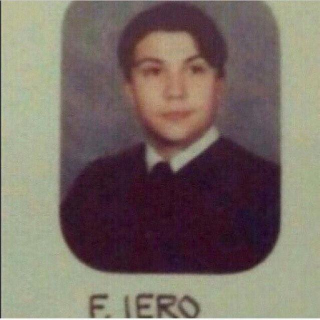 Fetus Frank Iero

(Happy Birthday! x2    ) 