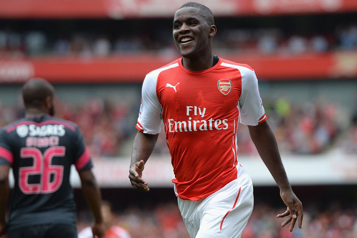 _PabZzZ's tweet photo. This debate needs to end 
RT for Joel Campbell 
Fav for Eden Hazard https://t.co/OXVNzmjj1f