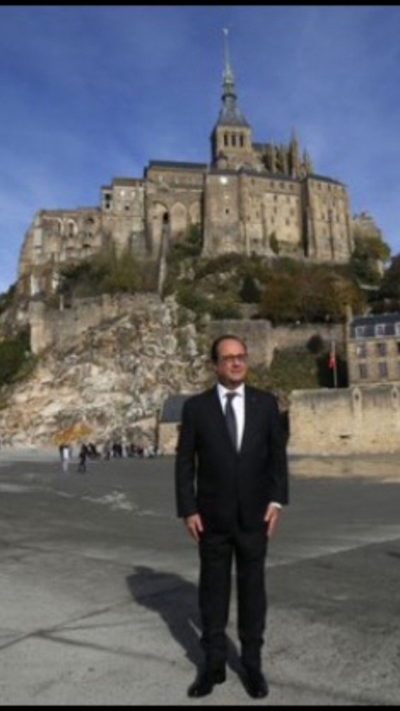 DominiqueLUNEL's tweet photo. 📢même là il est ridicule .....Mont Saint Michel https://t.co/yz8vxGgOMU