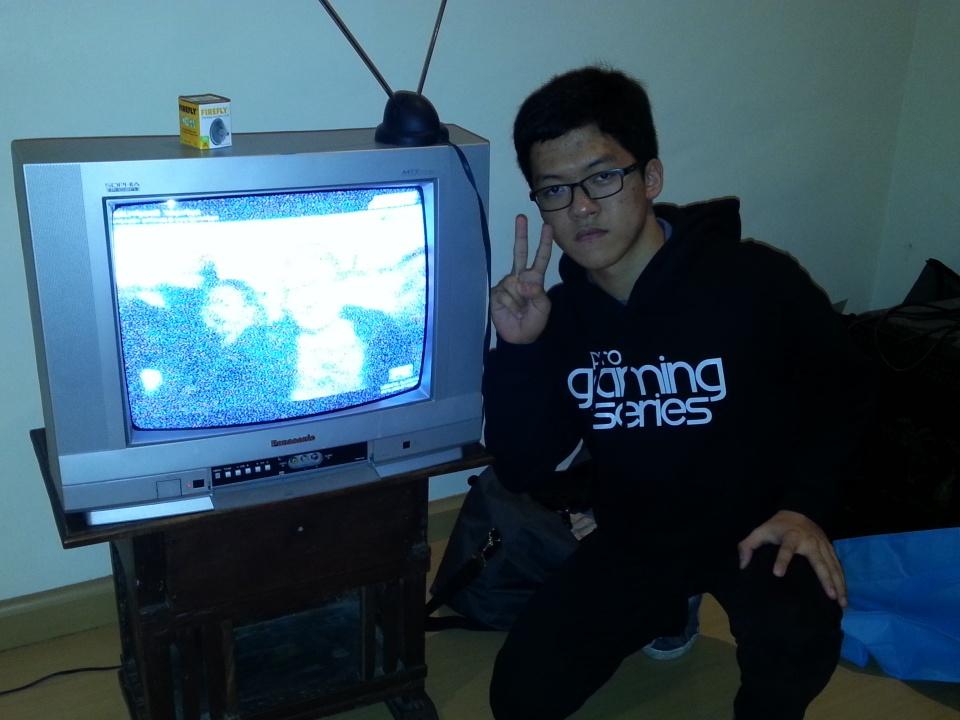Nausicaa_PH's tweet photo. The eSports passion is real. Survived on this old thing. Thank you #LoLEsports5 #HowPHWorlds #Worlds https://t.co/1pNUbtxqZl