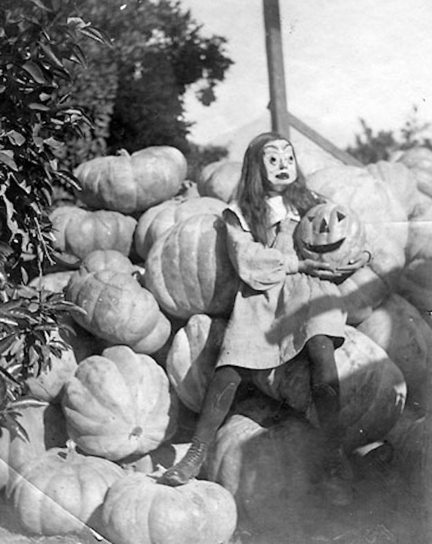 UnNervedHaunt's tweet photo. Happy Halloween! #ForgottenFears #scary #Unnerved https://t.co/Awfoqnlts7
