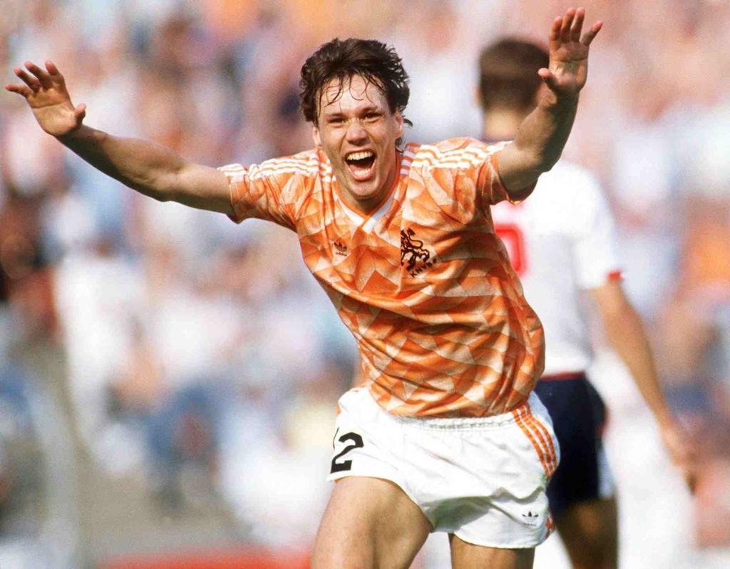 My favourite striker.. Happy 51st birthday to the magnificent Marco van Basten. 