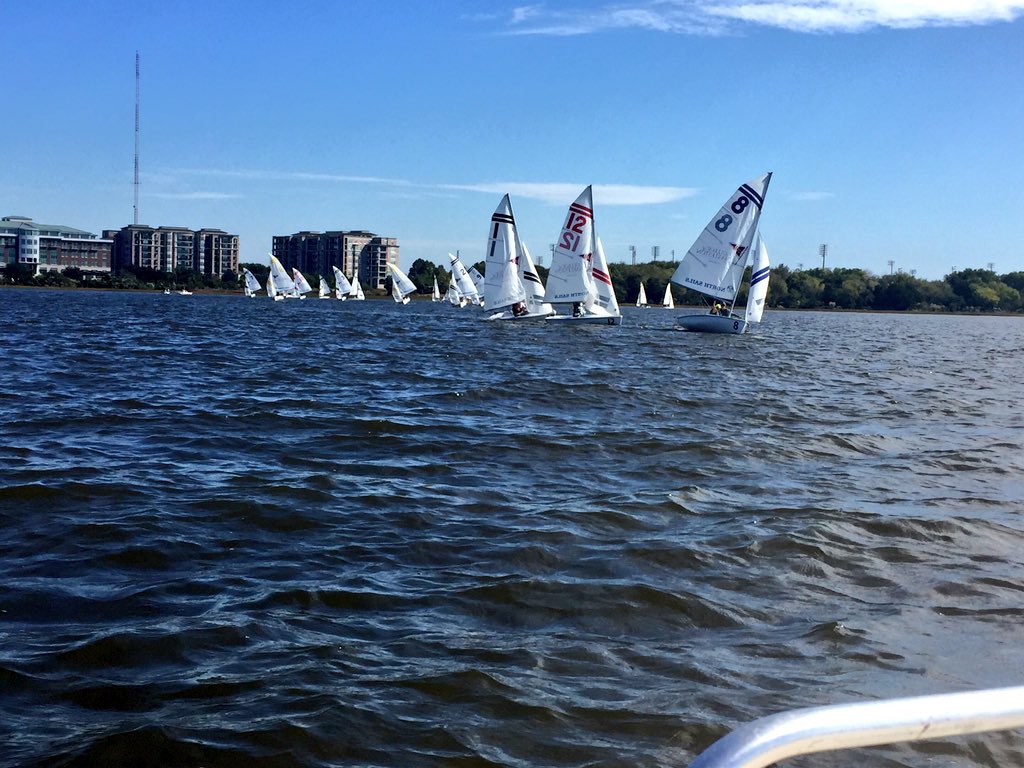 CofCSailing's tweet image. Tight finish for the top three in 6A! Jacksonville takes the lead and followed by USF and the Cougars.
