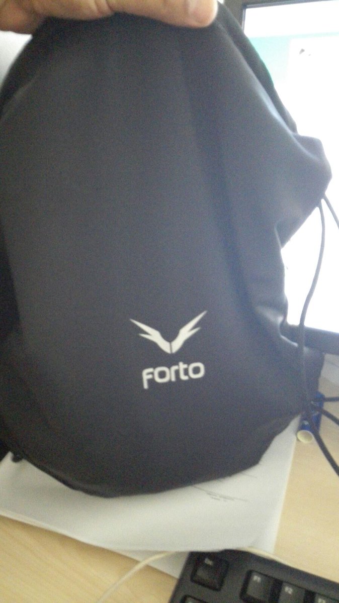 MPQSR's tweet photo. #PichangaTuiteraTF #Polmer y #FORTO auspiciando a @MPQSR para la pichanga de hoy. https://t.co/ufSxS7p5nF