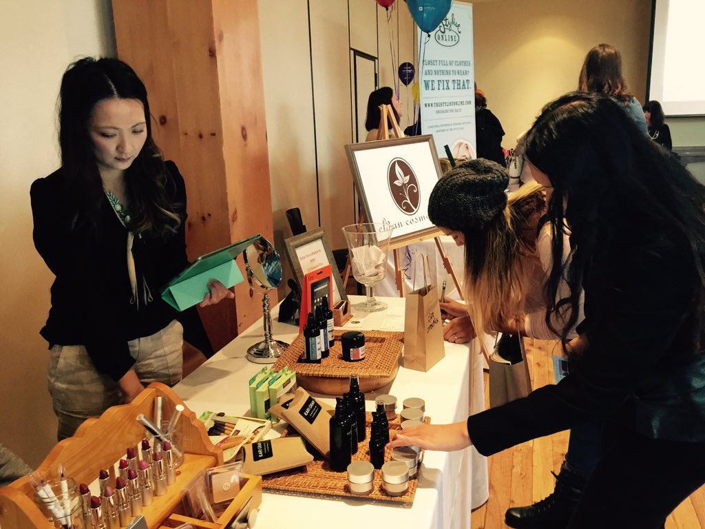 AdventurHER's tweet photo. There's some amazing items at Cl3an  Cosmetics at PopUpMpls!
@cl3an_cosmetics @PopUpMpls https://t.co/79gsYtnq94
