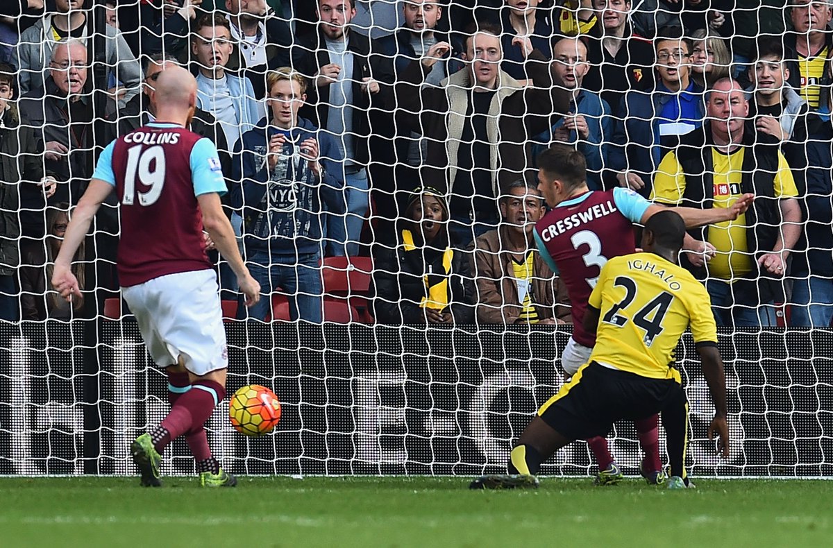 BBCSport's tweet photo. FT: #watfordfc 2-0 #WHUFC 

Watford move into top half of the Premier League. 

https://t.co/xuJnt9dcjv https://t.co/B8IFtDDAlL
