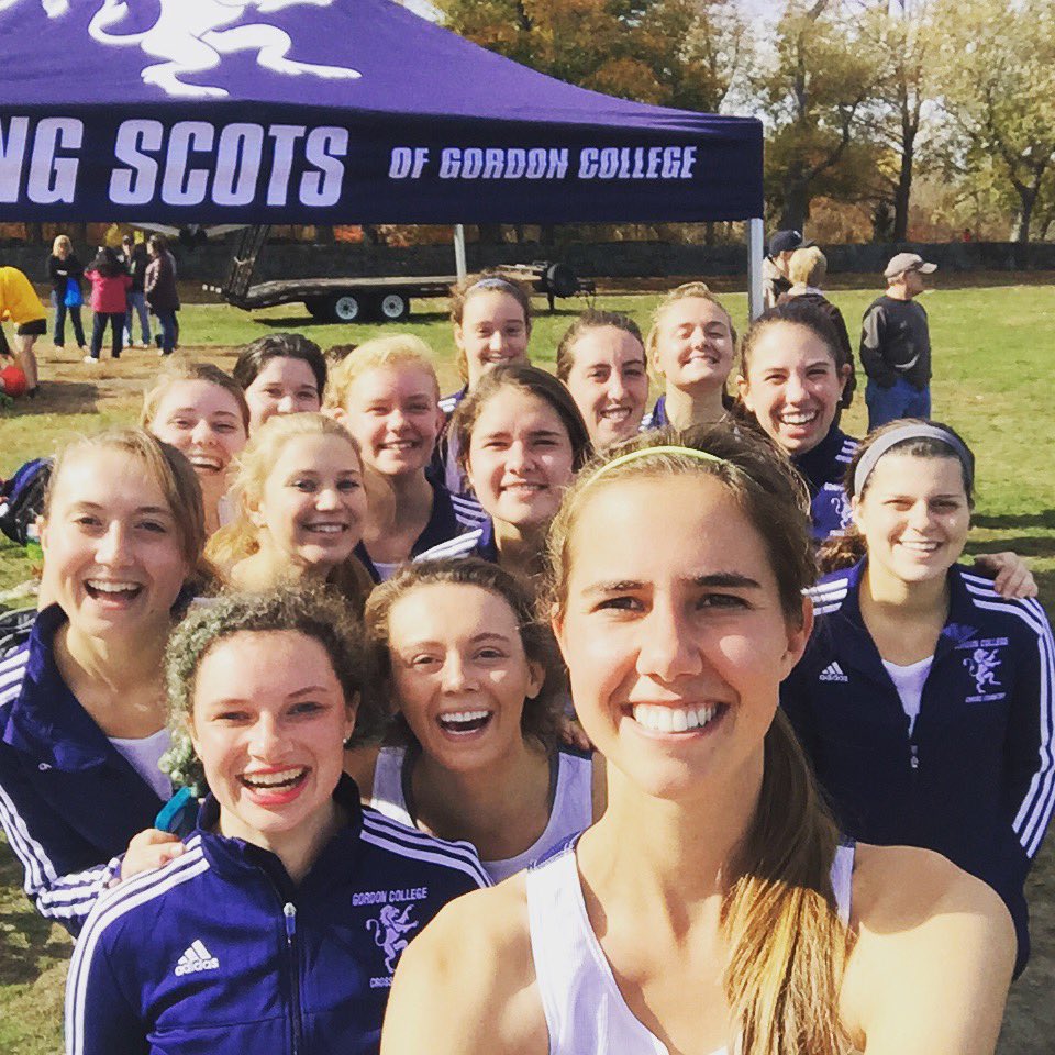 CNE_Sports's tweet photo. @gordonathletics @gordoncollege WXC poses for a team selfie after the #CCCWXC Championship Race! https://t.co/w2IftjRVx0