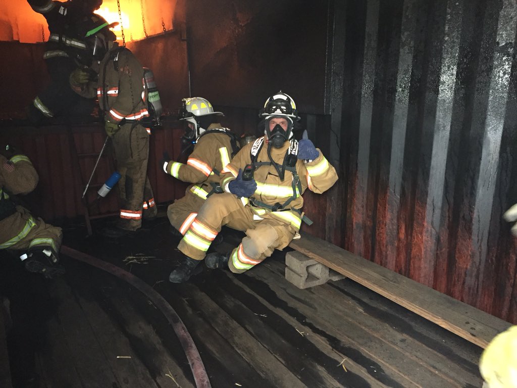 IAFFLocal4416's tweet photo. Ready for flashover #INFireOps101 https://t.co/L0rvRK14eV