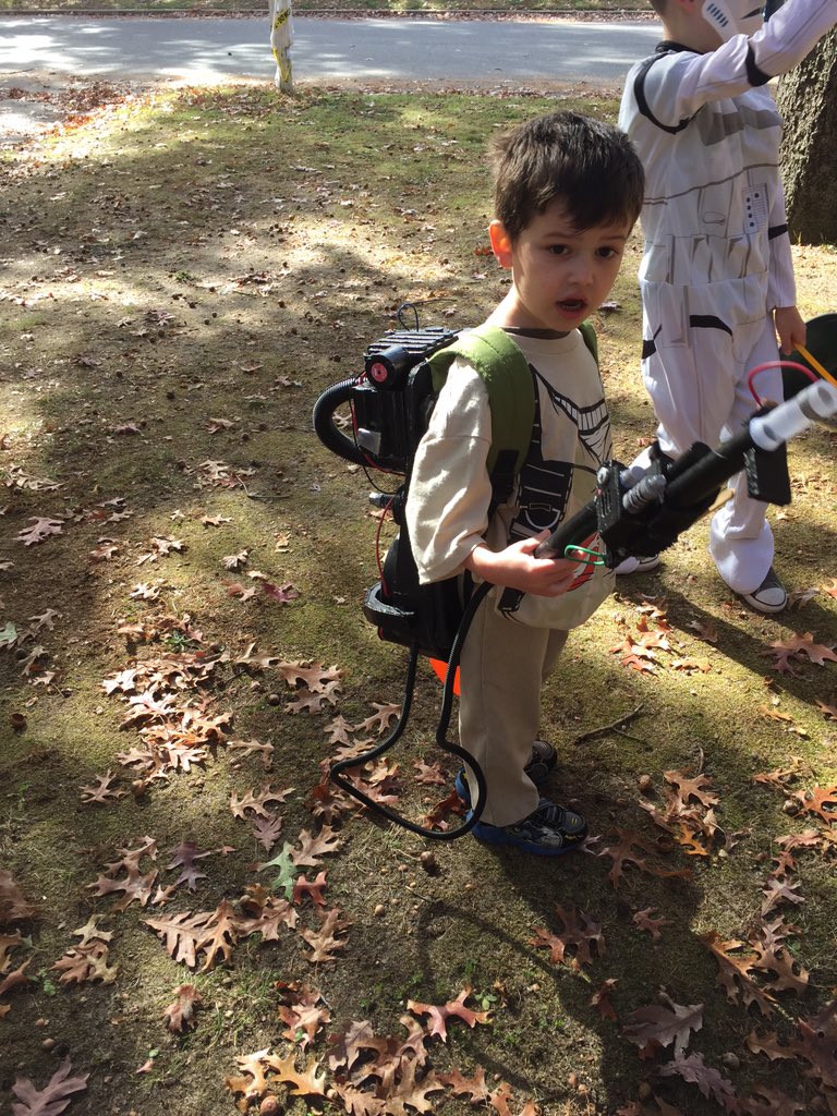 ps24lau's tweet photo. Happy Halloween! He waited all summer to show this off! #ghostbusters #protonpack #customprop https://t.co/cdscMeKdFI